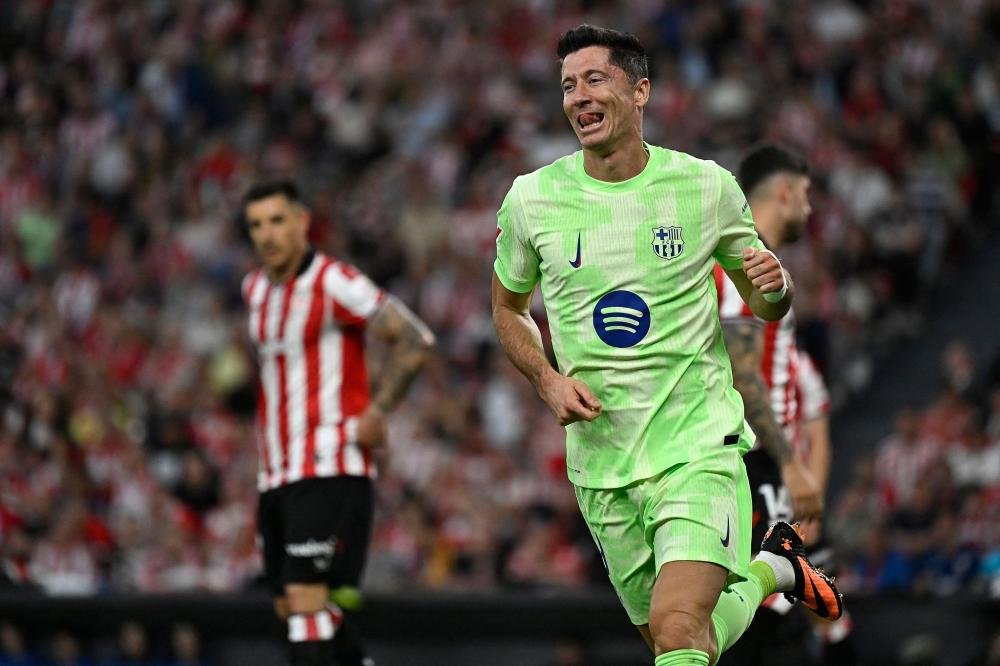 法兰克福4-3逆转科隆，伯卡特梅开二度，达胡德建功