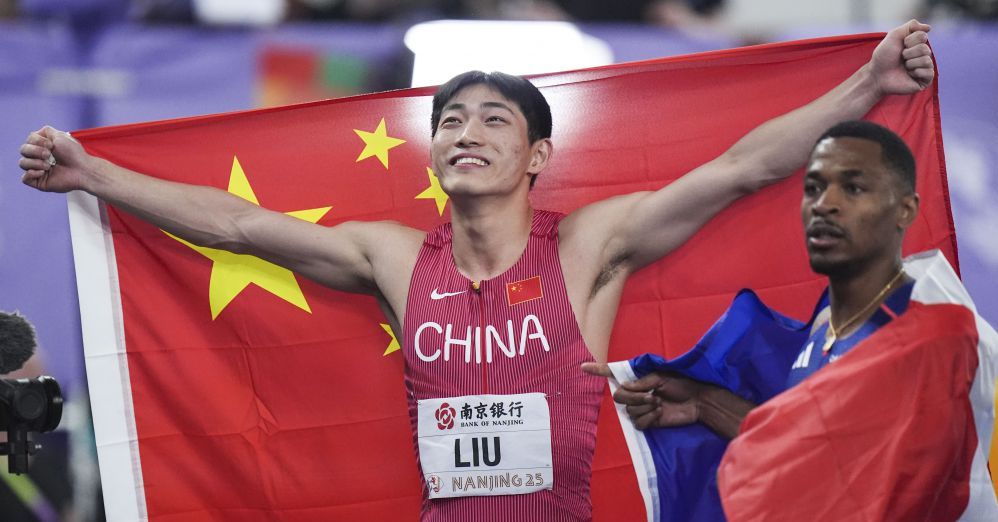 杜兰特三节空砍27分，小史密斯22分，火箭跌至西部第4
